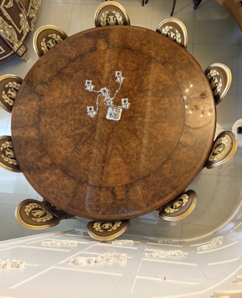 Antique Exceptional Quality Burr Walnut Circular Extending Dining Table Seating 10 with Radial Leaves & Matching Burr Walnut Leaf Holder - Image 18
